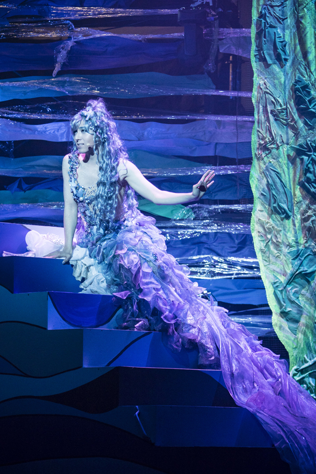 舞台「スマイルマーメイド」で蒼井翔太さんが人魚姫に大変身!?