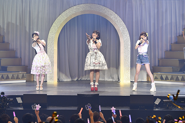 声優・上坂さん、小倉さん、水瀬さんが「キントリ」で名曲をカバー