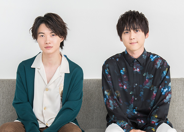 声優・梶裕貴×俳優・神木隆之介が「日経エンタテインメント!」で初対談