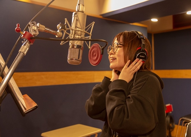 『アニメぷそ煮コミ』テトラ役の引坂理絵にインタビュー