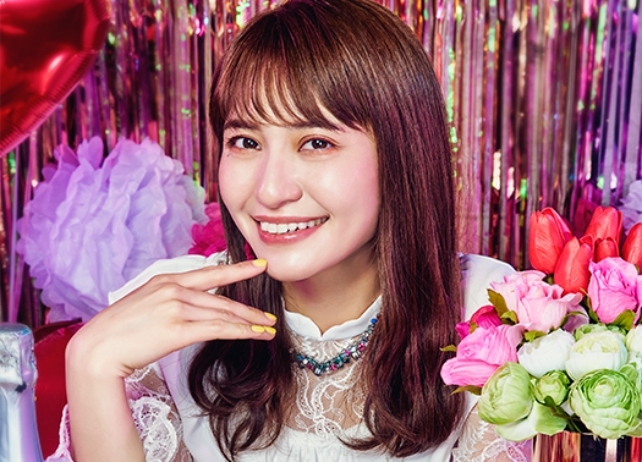 声優・歌手の中島愛が自身の誕生日にベストアルバムを発売