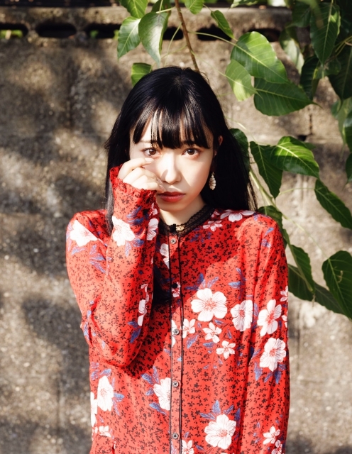 歌手・声優：小林愛香1st写真集のAnother Edition発売