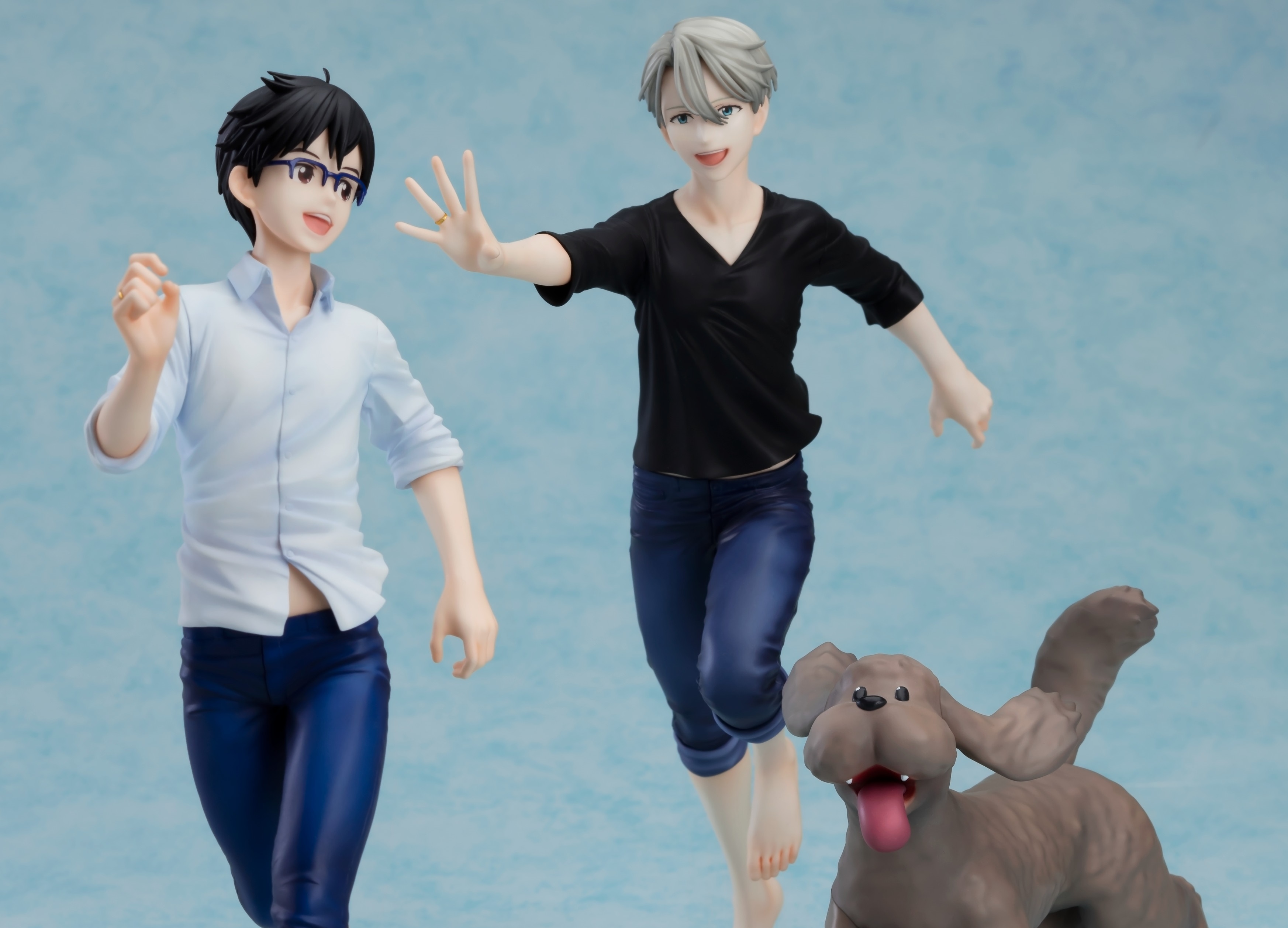 『ユーリ!!! on ICE』勝生勇利、ヴィクトルがスケールフィギュア化