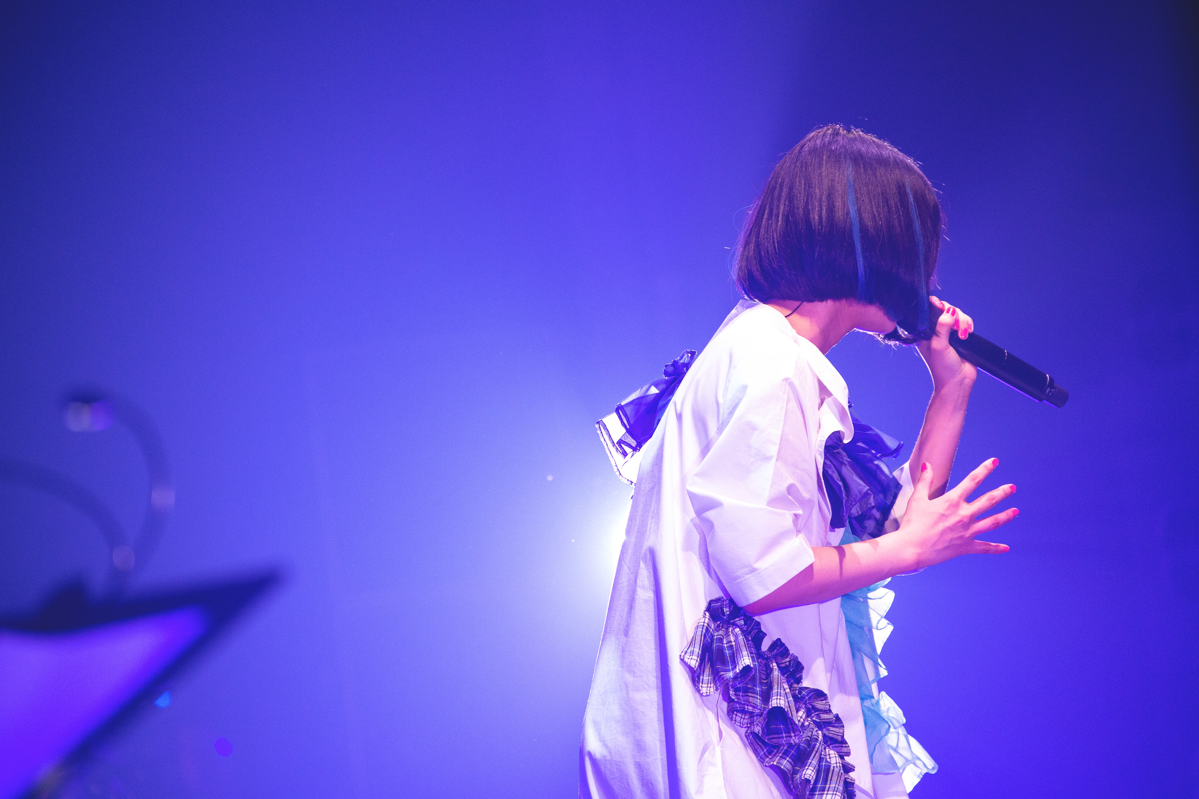 季節をテーマに多彩な物語を魅せた“三パシ”ワンマンライブレポ