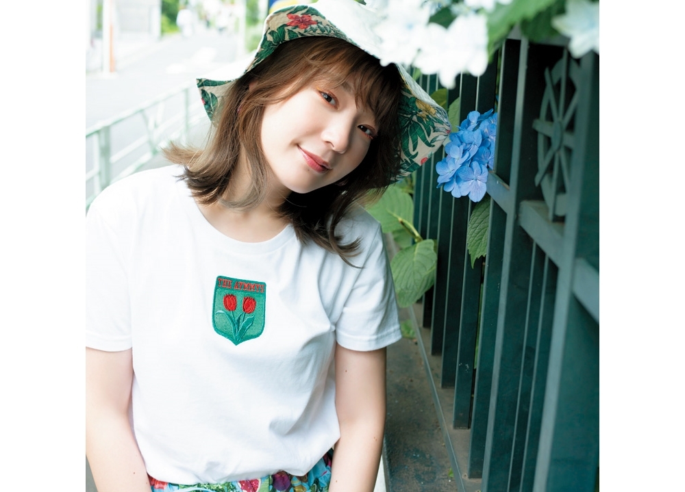 声優・高槻かなこ、初のスタイルブックが10/31発売決定！