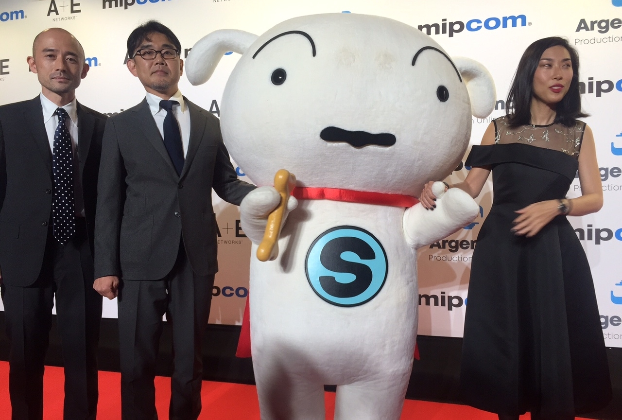 『クレヨンしんちゃん』人気キャラクター・シロが『SUPER SHIRO』で世界デビュー