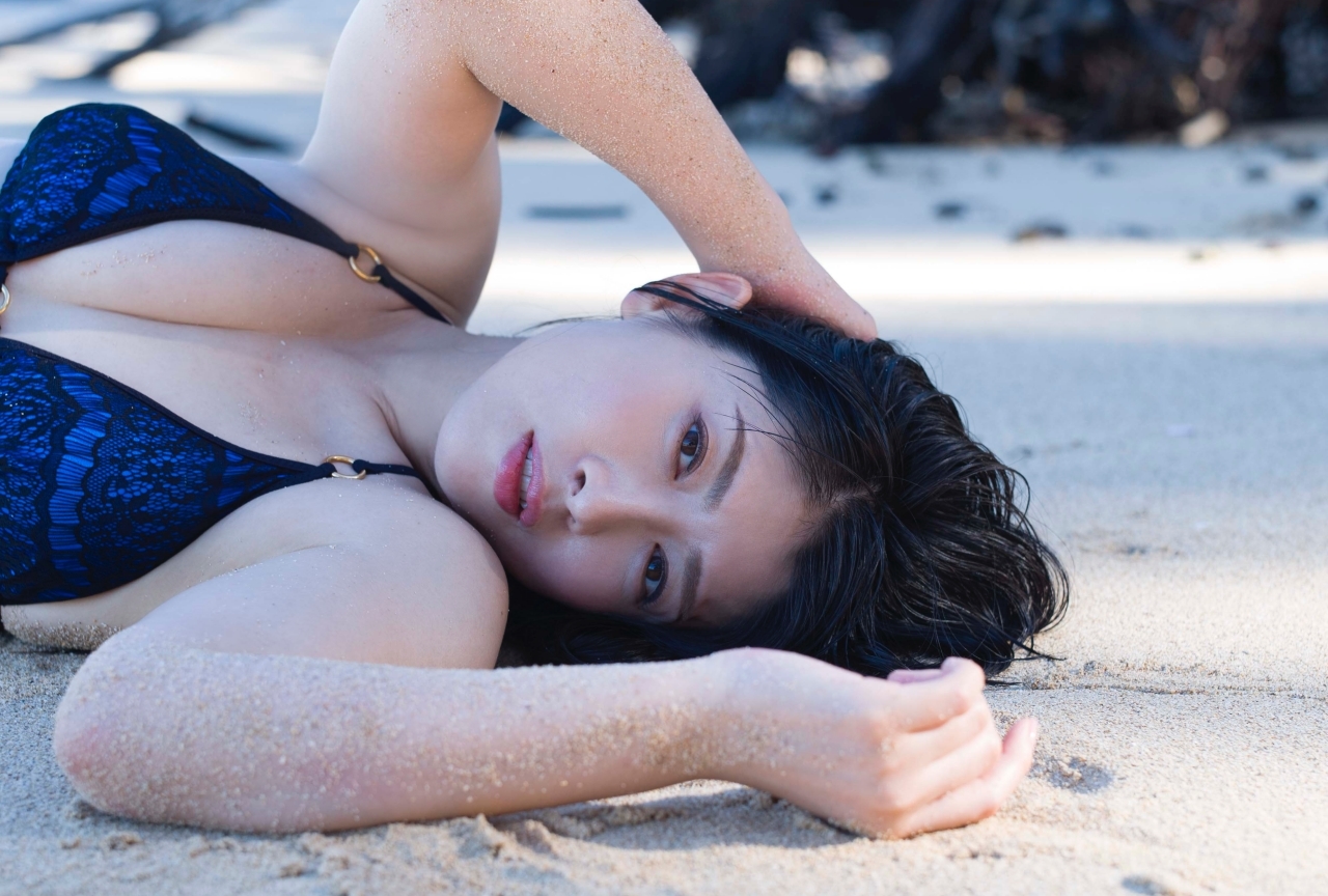 声優デビュー15周年記念『茅原実里写真集minoreal』発売決定