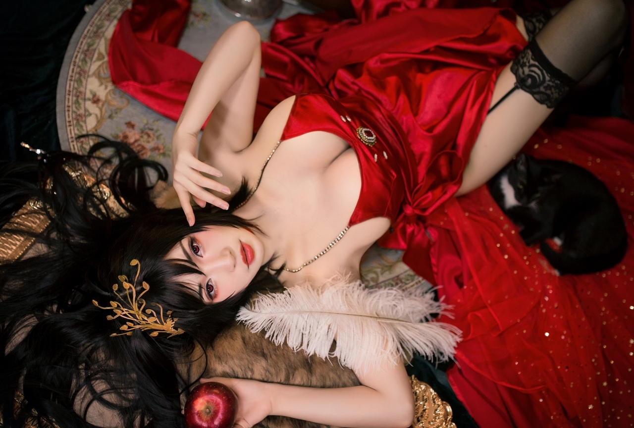 『アズールレーン』愛宕、セントルイス、大鳳などコスプレ特集