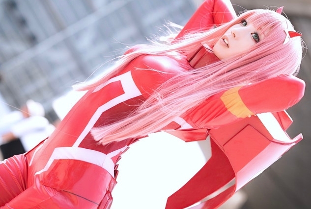 『ダリフラ』『犬夜叉』などコスプレイヤー・七星めろんのコスプレ＆インタビューを特集