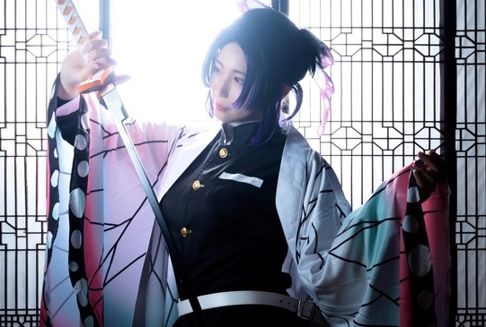 『鬼滅の刃』『ペルソナ5』などコスプレイヤー・雨音瑠美のコスプレ＆インタビューを特集