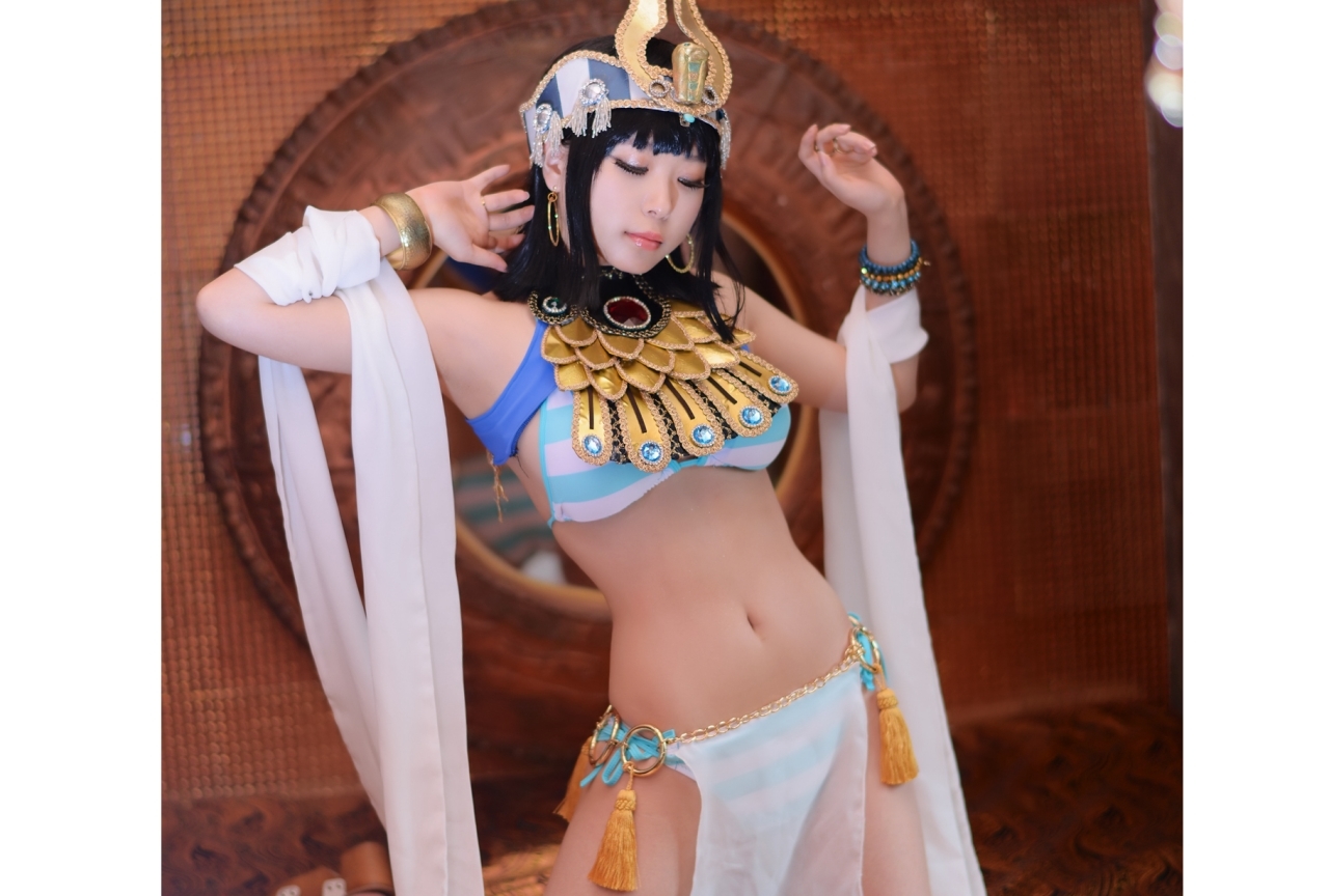 『クイーンズブレイド』アイリ、メナス、メローナのコスプレ特集