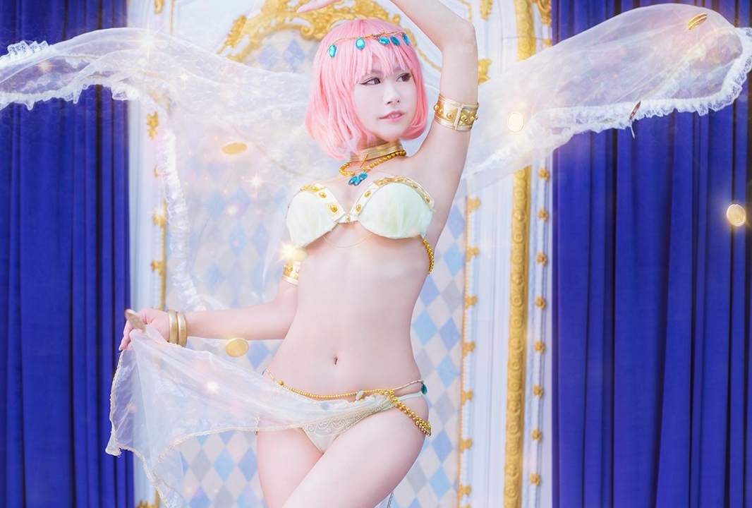 『To LOVEる』モモ、ナナのコスプレ特集