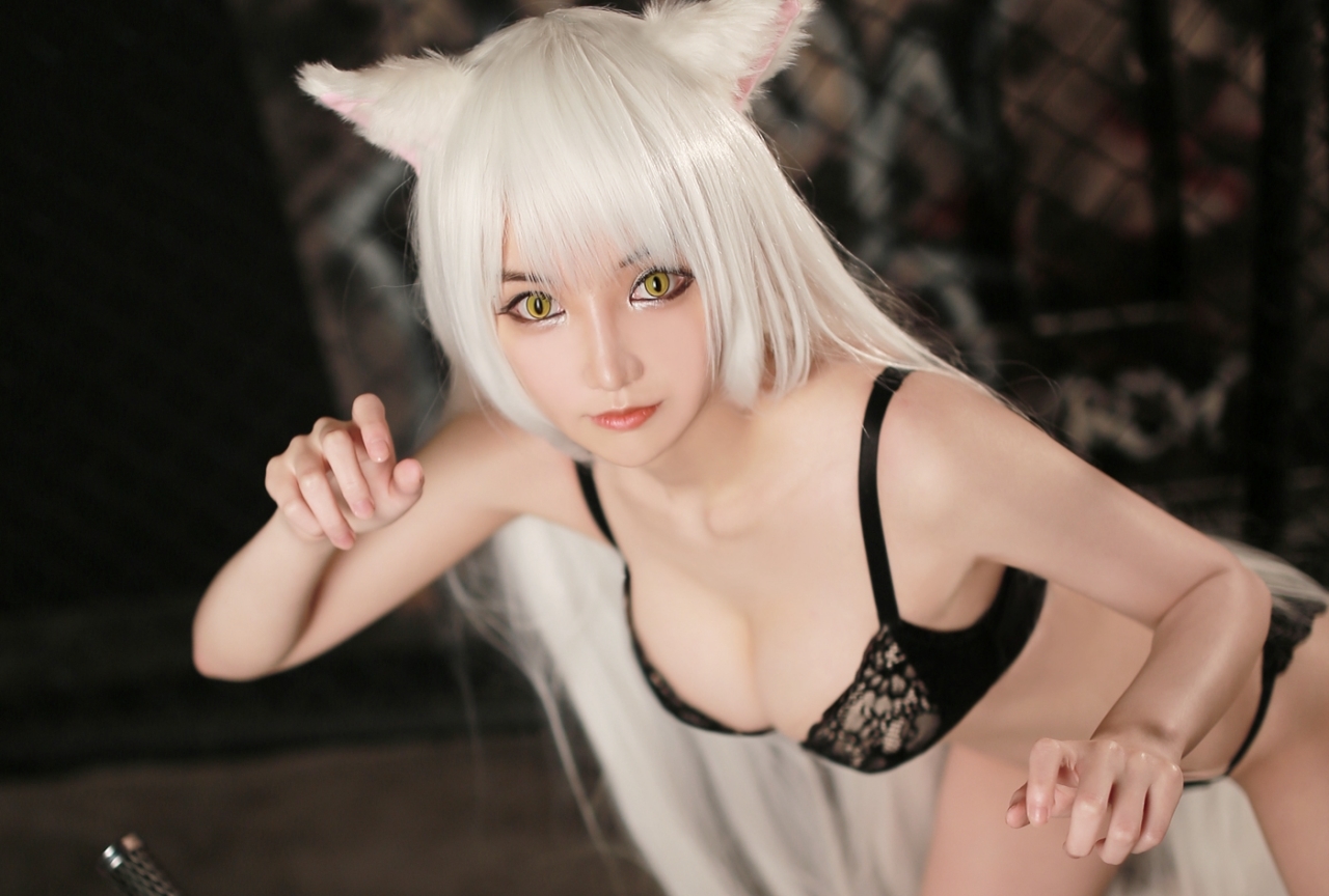 『化物語』羽川翼、『プリコネ』キャルなど、猫耳がキュートなアニメ・ゲームキャラのコスプレ特集