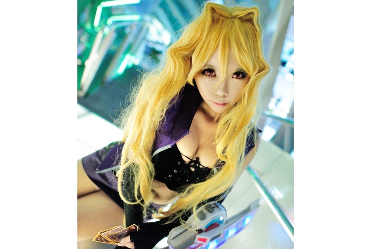 『遊☆戯☆王 デュエルモンスターズ』孔雀舞、イシズのコスプレ特集