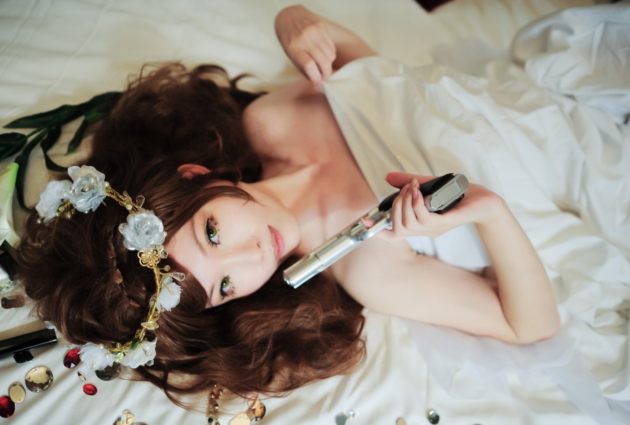 声優・沢城みゆきの誕生日記念キャラコスプレ特集│シノン、峰不二子、モードレッドなど