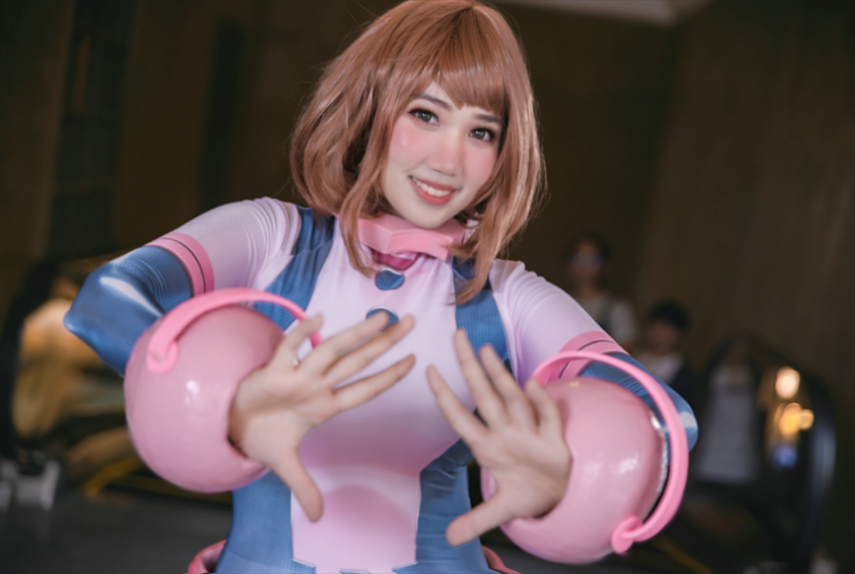 ヒーローアニメキャラの“かっこかわいい”コスプレ特集│麗日お茶子、一ノ瀬はじめなど