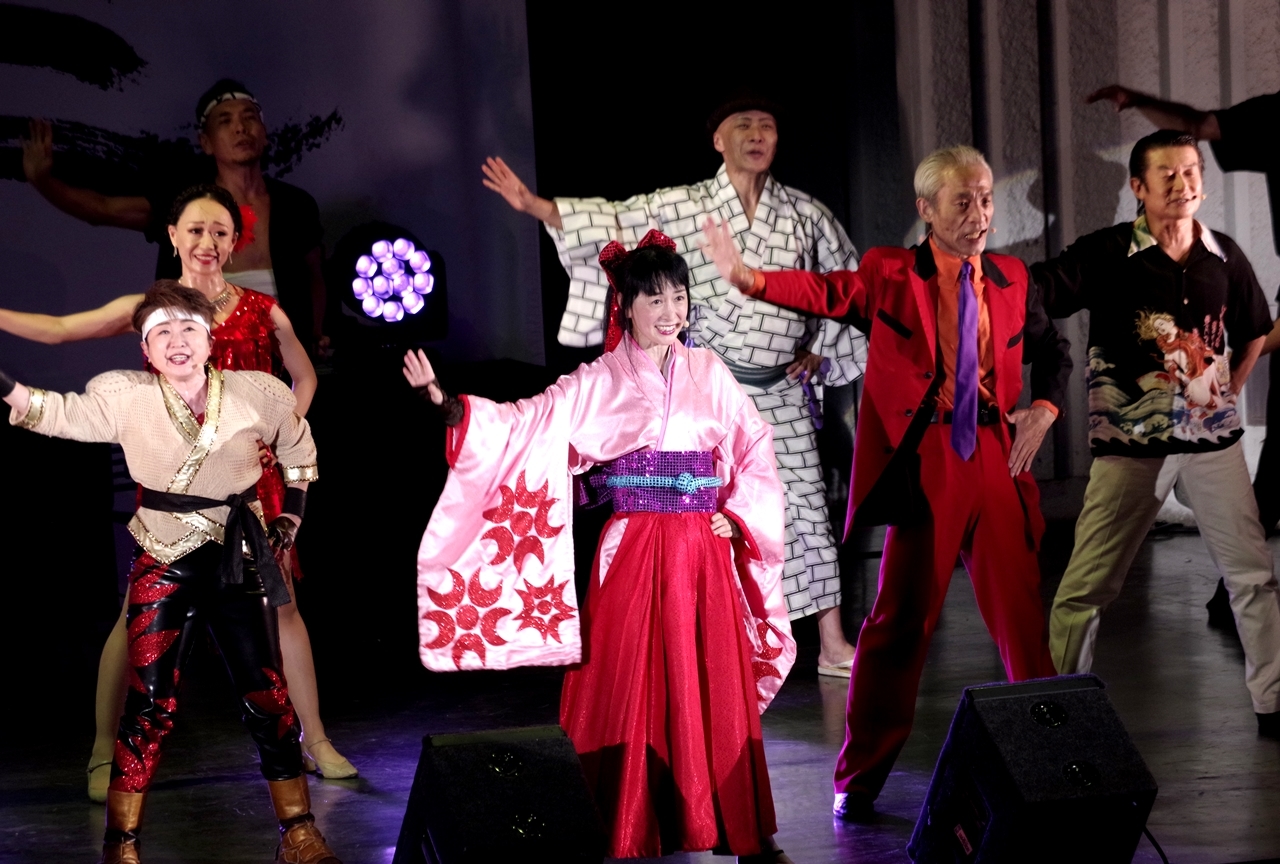 『サクラ大戦真夏のフェス 花の戦士・改』で久々にキャラ衣裳の帝都花組が舞う！／レポート