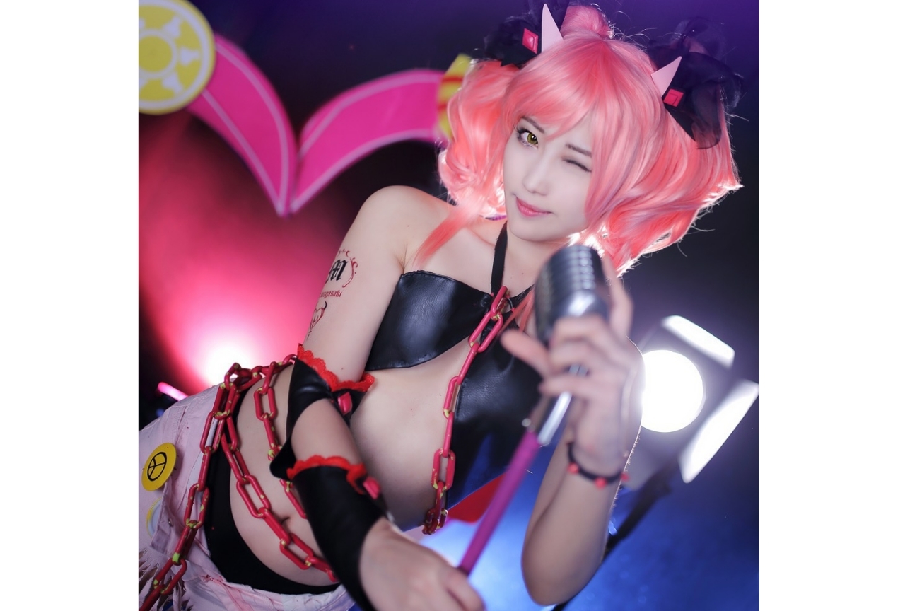 “ギャルっぽい”キャラのかわいいコスプレ特集│城ヶ崎美嘉、安城鳴子など