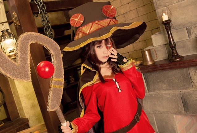魔法使いキャラのかわいいコスプレ特集│めぐみん、鹿目まどかなど