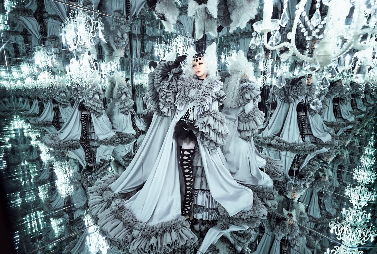 ALI PROJECT・宝野アリカ『月とライカと吸血姫』主題歌インタビュー