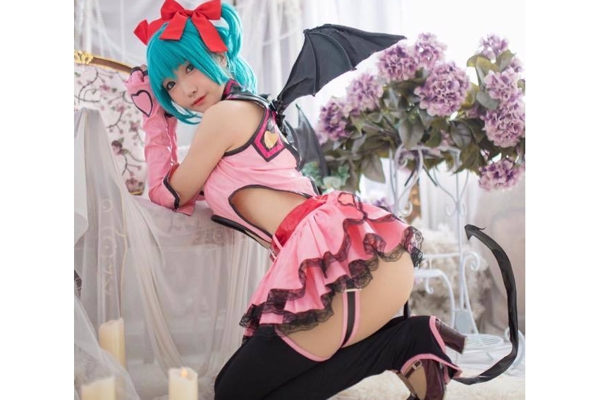 バーチャル・シンガー「初音ミク」様々なミクのコスプレ特集