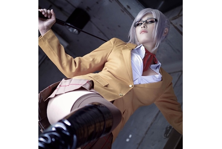 『監獄学園』芽衣子、花、万里のセクシーなコスプレ特集