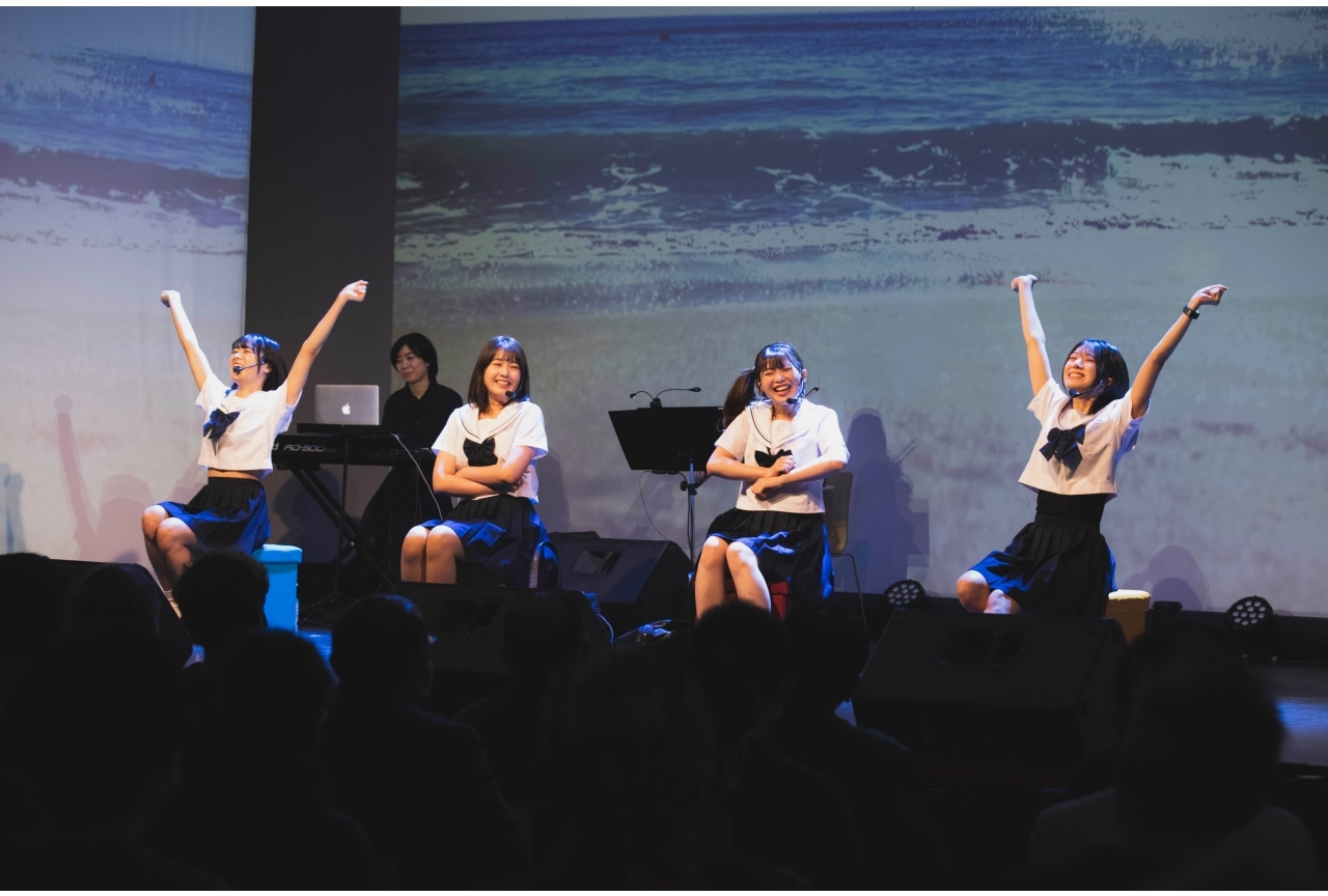 声優・長谷川玲奈、小坂井祐莉絵ら出演の朗読劇公式レポート到着