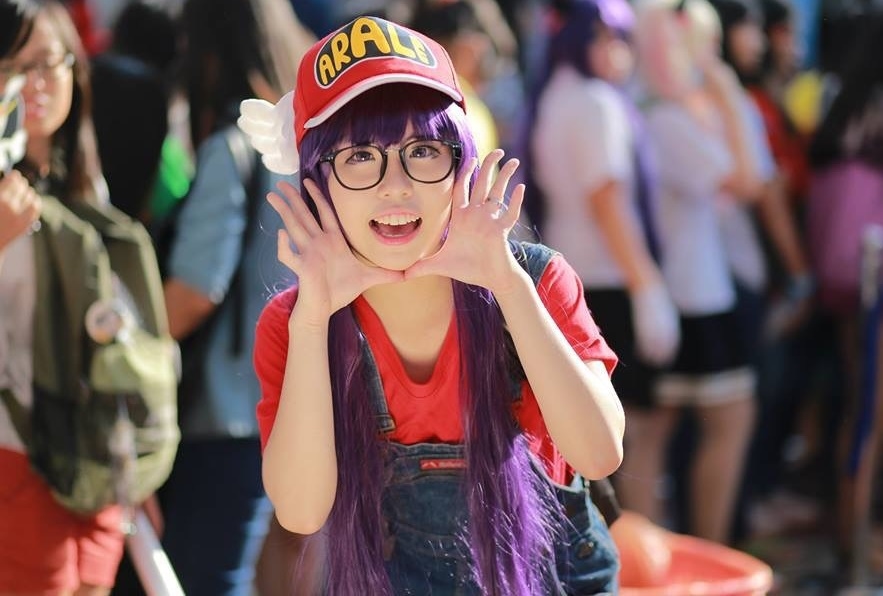 『Dr.スランプ』人間型女の子ロボット・則巻アラレのコスプレ特集