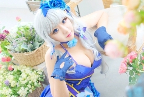 『アズールレーン』イラストリアス・プリンツ・オイゲンのコスプレ特集