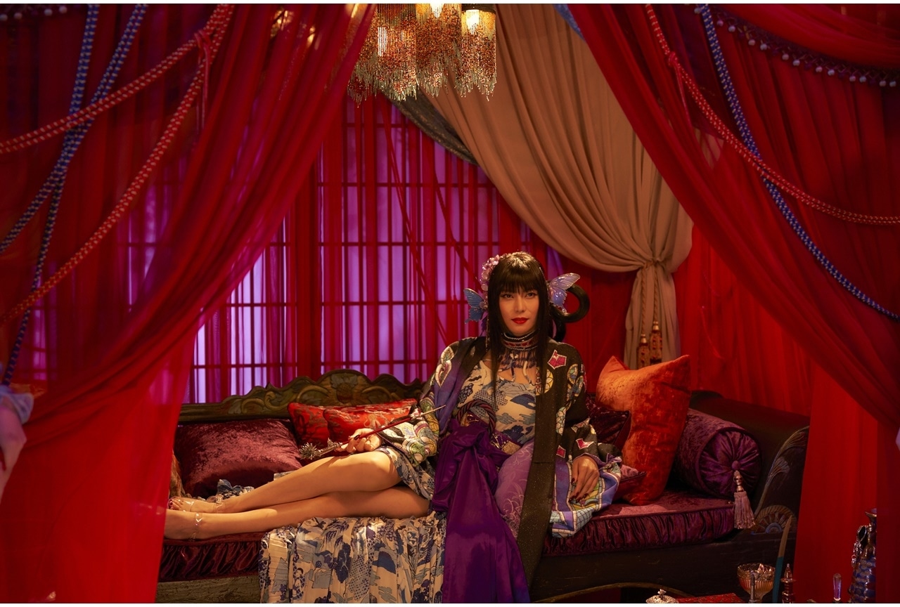 実写『ホリック xxxHOLiC』柴咲コウ演じる侑子の衣装写真公開