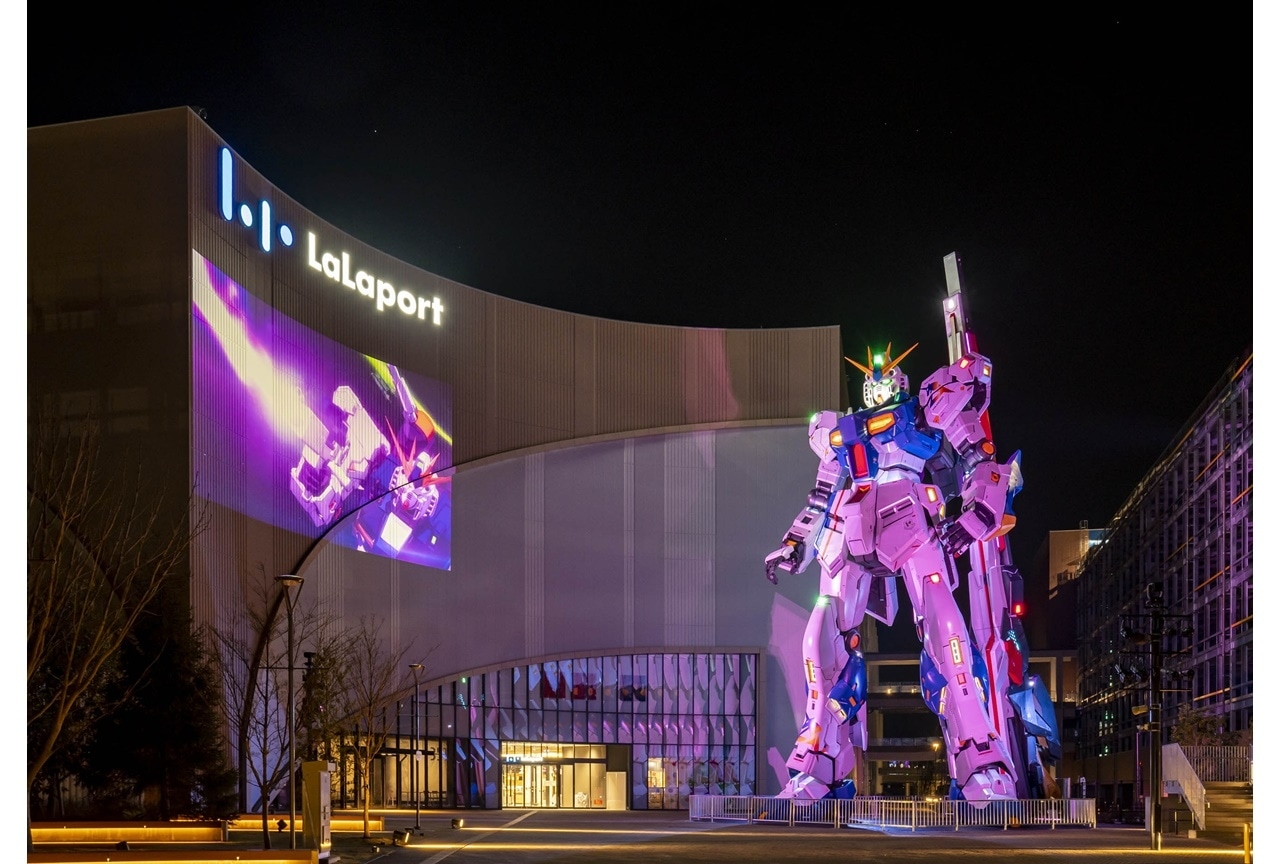 「ららぽーと福岡」にて実物大νガンダム立像が4/25より展示