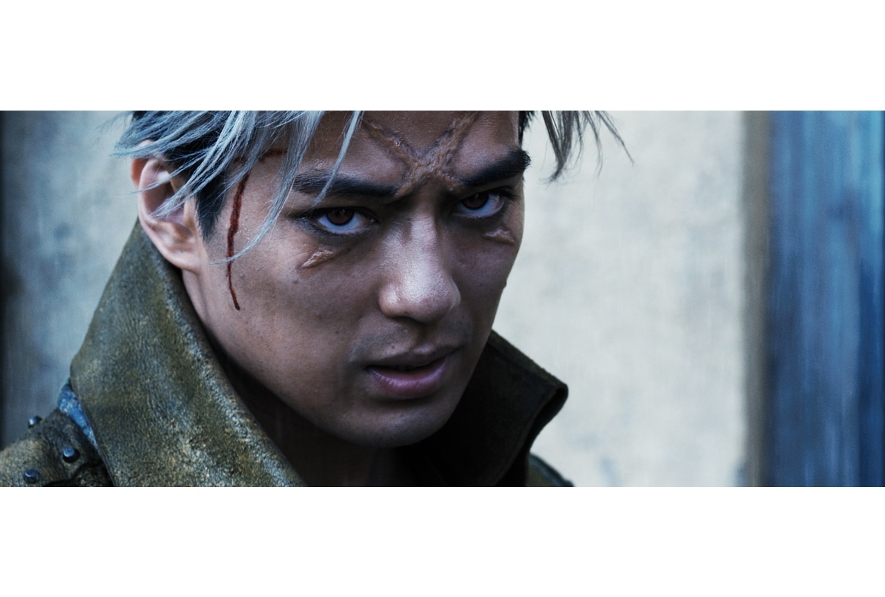 映画『鋼の錬金術師 完結編』新田真剣佑のインタビュー＆メイキング映像公開！