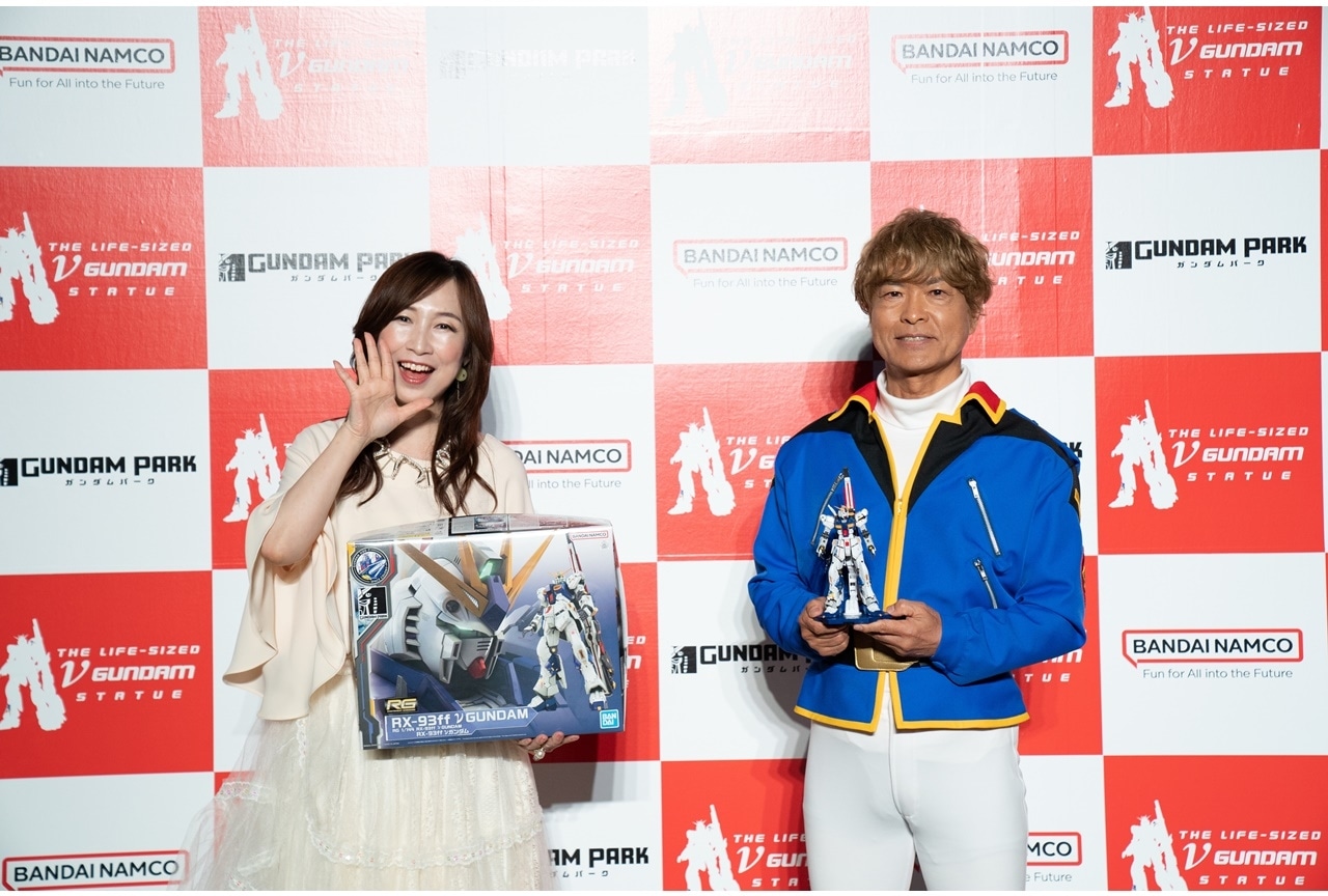 「実物大νガンダム立像オープニングセレモニー」に古谷徹ら登壇／レポ到着