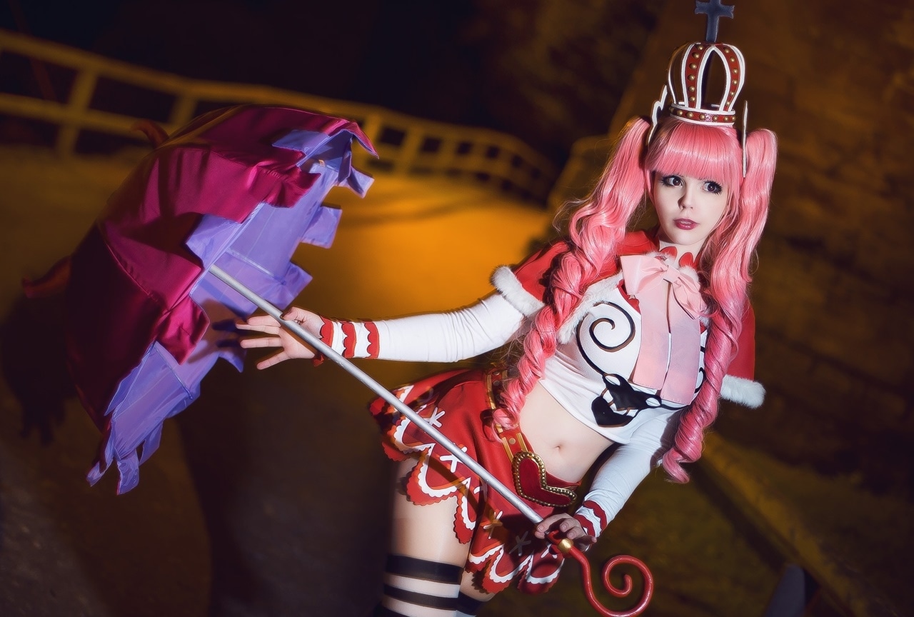『ワンピース』スリラーバーク海賊団幹部「ペローナ」の美しいコスプレ特集