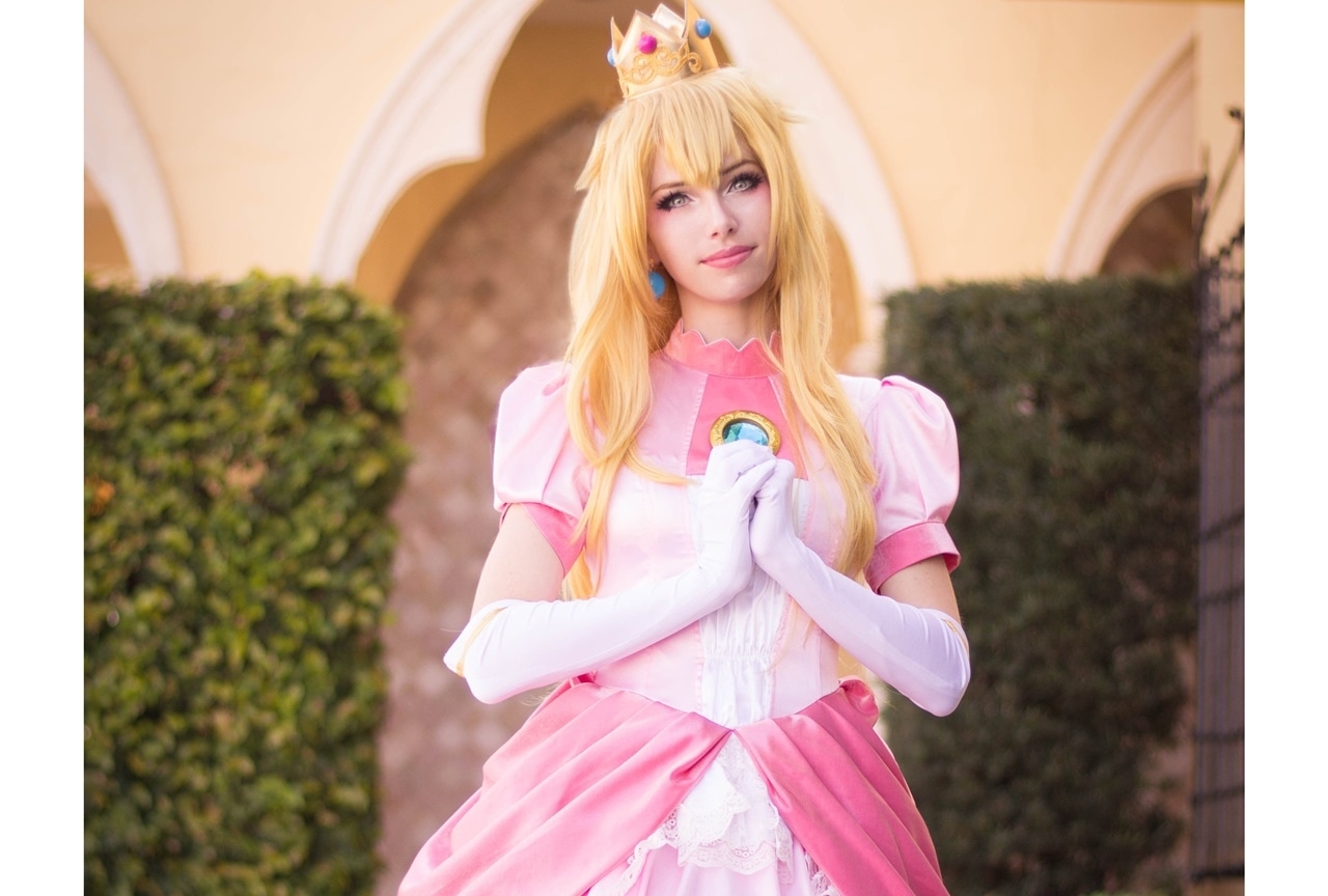 名作ゲームコスプレ特集│ピーチ姫、ゼルダ姫、ロールほか