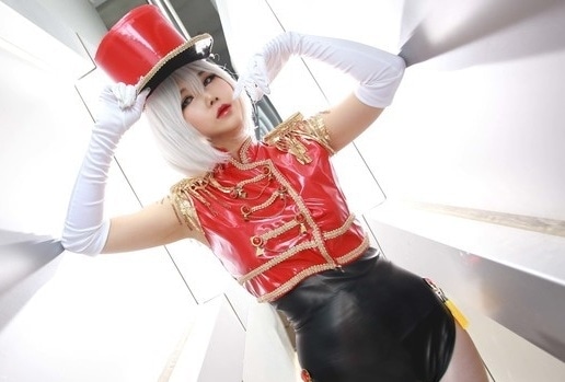 「サンデー」作品キャラの美しいコスプレ特集│『からくりサーカス』しろがねなど