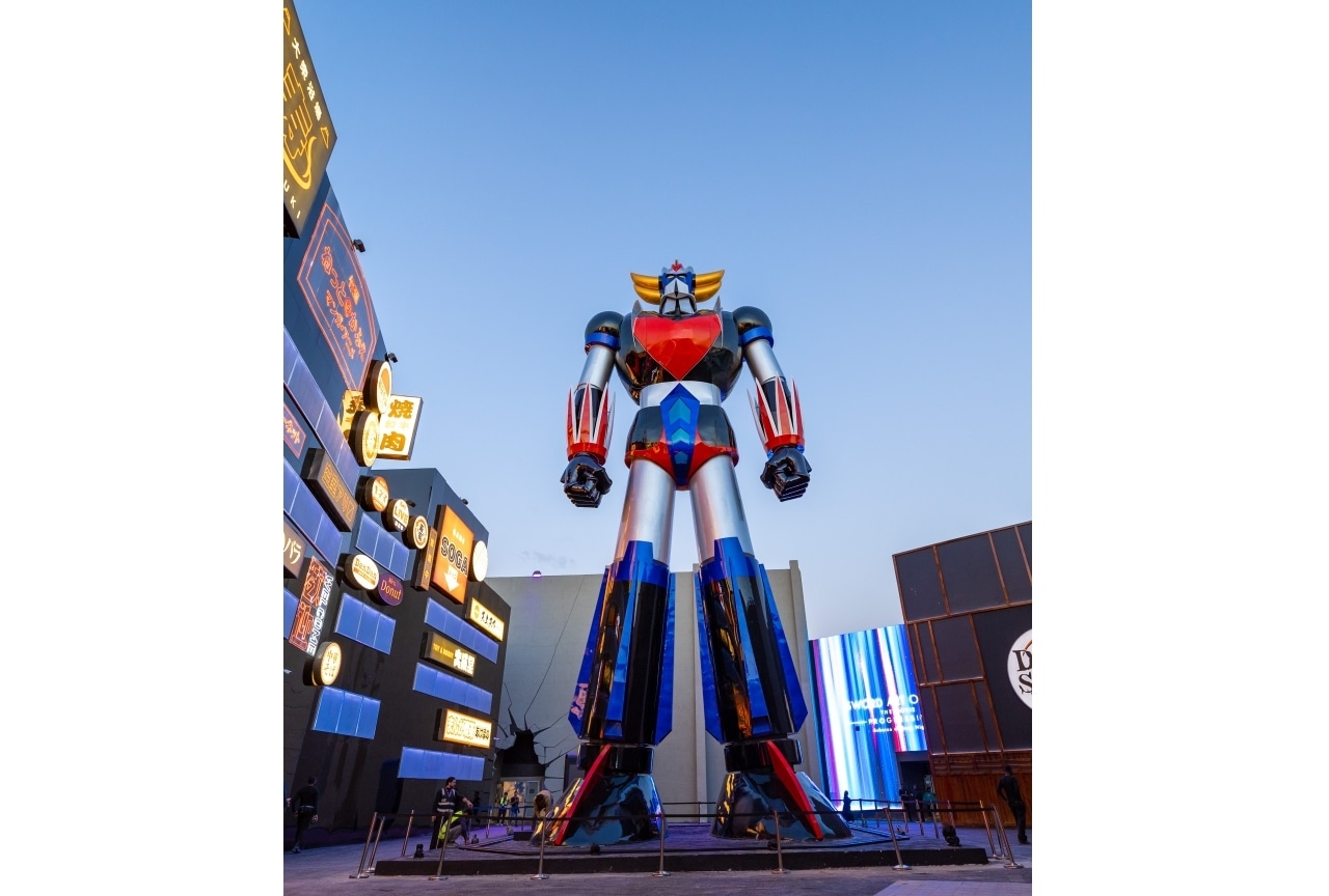 『UFOロボ グレンダイザー』世界最大の立像が公開
