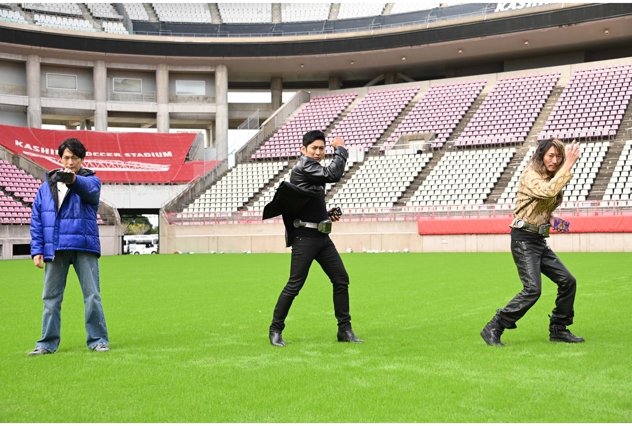 映画『ギーツリバイスMOVIEバトロワ』須賀貴匡・松田悟志・萩野崇が出演決定、コメ到着