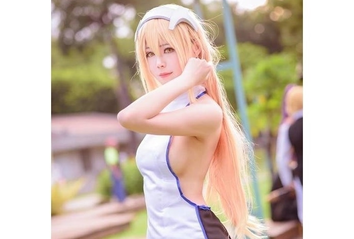 『ソード・オラトリア』アイズの美しいコスプレ特集