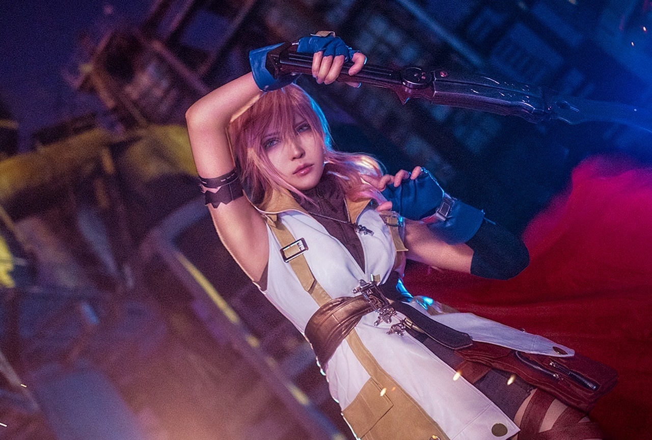 『ファイナルファンタジーXIII』ライトニングの美麗コスプレ特集