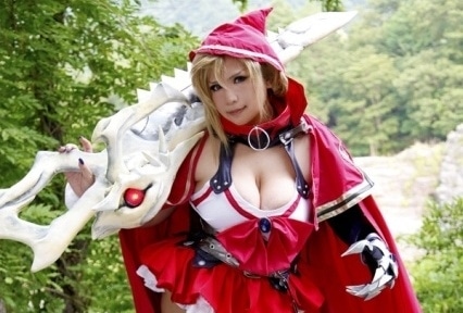 『クイーンズブレイド』コスプレ特集│メナス、アレインなど