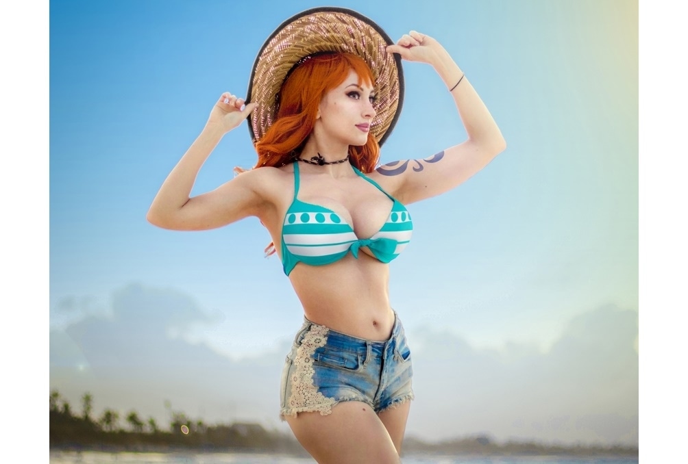 『ワンピース』人気の女性キャラコスプレ特集│ナミ、ロビンなど