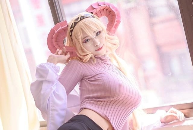 ちょっとエッチなアニメ作品のキャラコスプレ特集│マモン、ベルゼバブ、カーチャ、春日野穹など