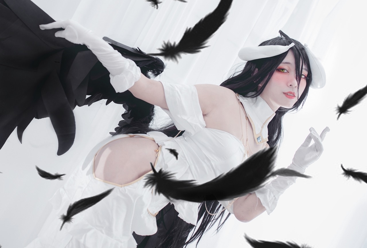 『オーバーロード』コスプレ特集│アルベドの美しい姿をお届け