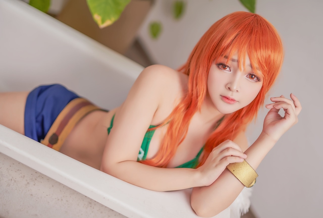 『ワンピース』女性キャラコスプレ特集│ナミ、ロビン、ウタほか