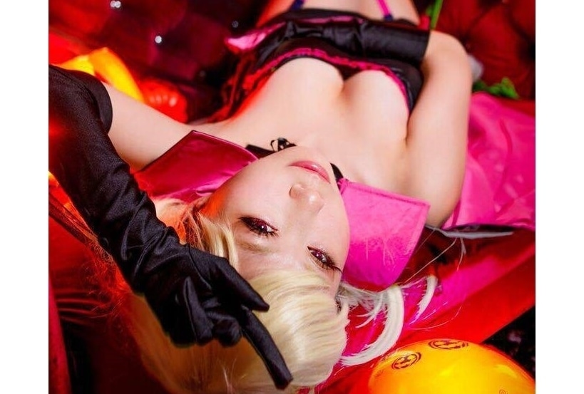 「マガジン」ヒロインより、エリザベス、ルーシィなどの美麗コスプレ特集