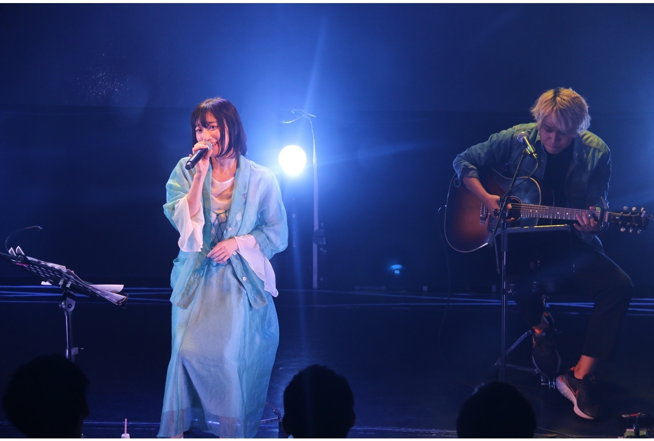 茜屋日海夏初のソロライブより公式レポ到着｜自ら作詞した新曲を披露