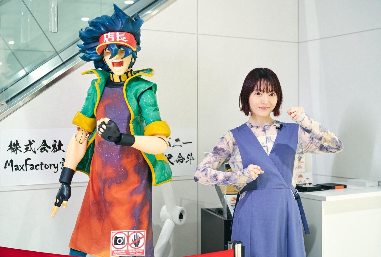 花澤香菜さんアニメイト池袋本店来店レポート｜声優活動20周年を記念して店舗スタッフ体験！