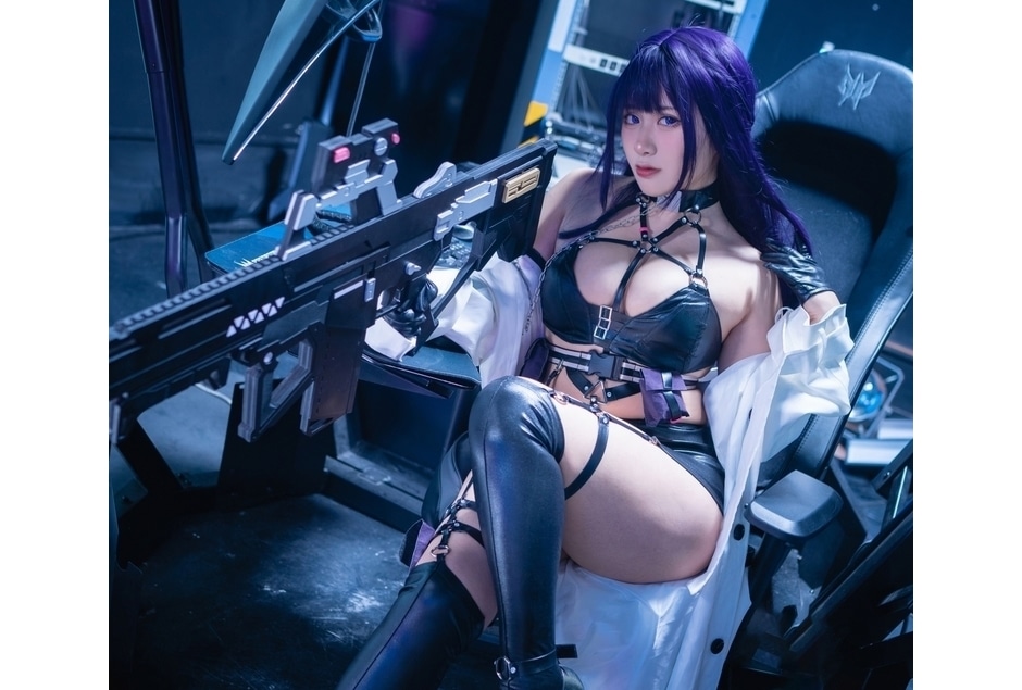 『勝利の女神：NIKKE』1周年を記念してヘルムらのコスプレ写真をお届け
