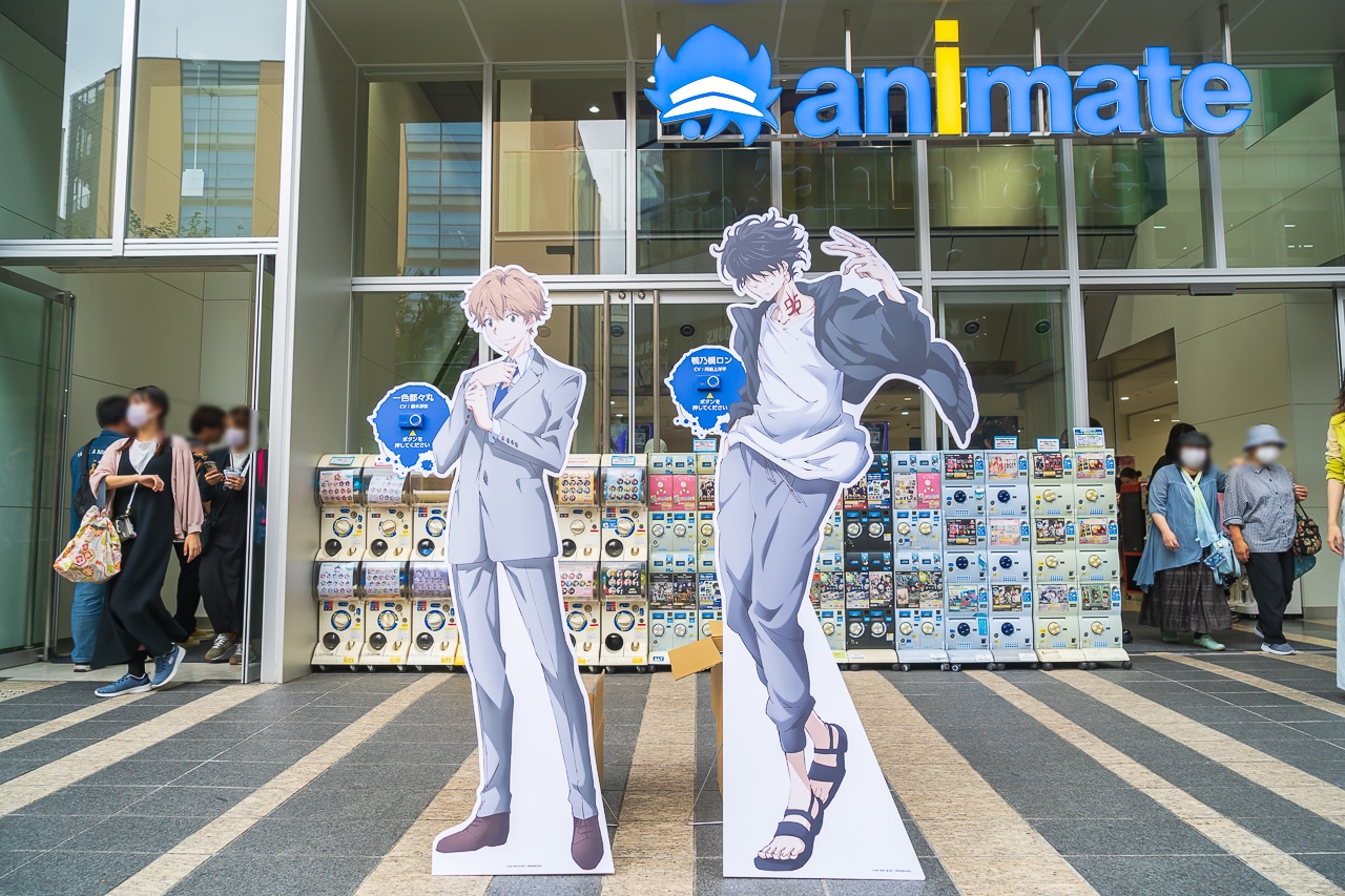 『鴨乃橋ロンの禁断推理』アニメイト5店舗で特製卓上カレンダー配布